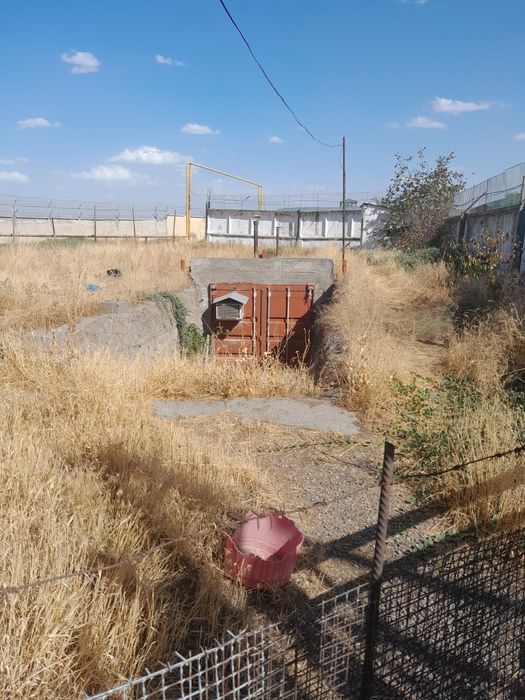 Продаётся 52 сотки,нежилое,1000м2(аэропорт)