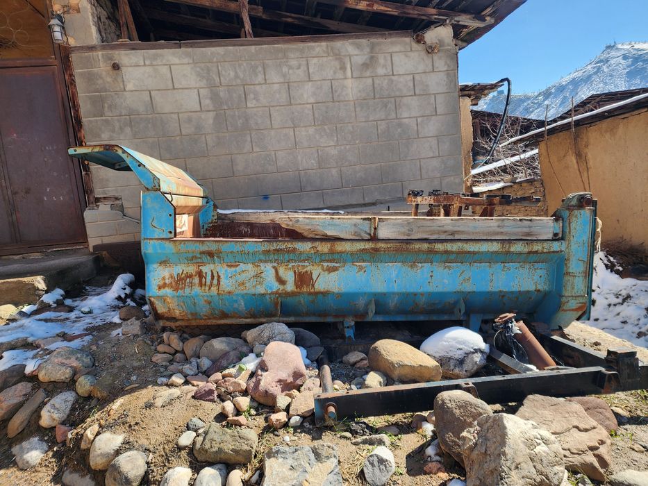 Kuzov sotiladi   moskovski slindir padravnik