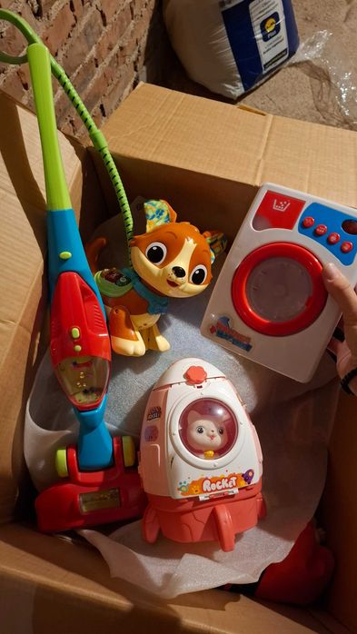 Продавам играчки на изгодни цени