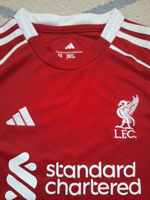 Ново! Детски футболен екип на  Ливърпул за 2025-2026, 7-8 години