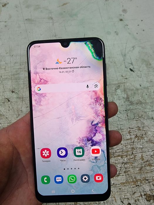 Самсунг А50  продам