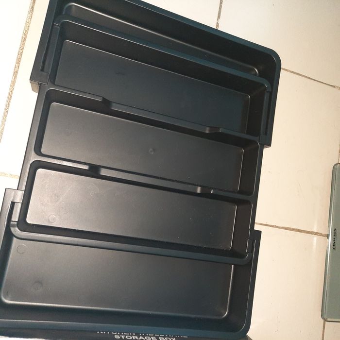 Продавам органаизер за кухнята