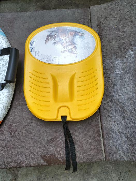 Продам санки ледянки разные.