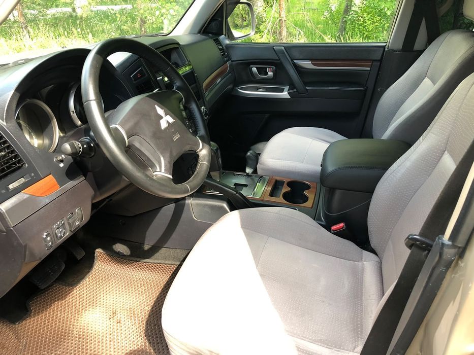 Митсубиси Паджеро 4 / Mitsubishi Pajero 4