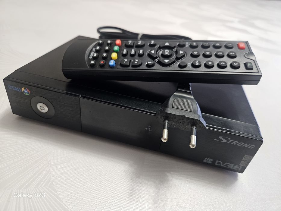 Цифровй OTAU TV тюнер Strong