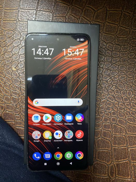 Продам рабочий телефон б/у