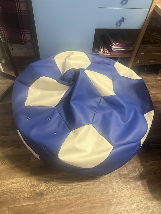 Прощам пуфик в хорошем состоянии