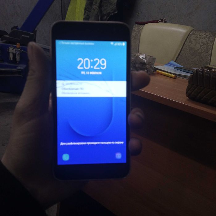 Samsung j2  продам