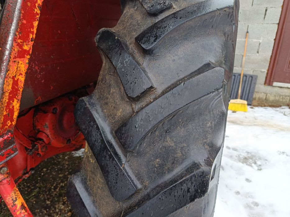 Tractor UTB650 Romanesc