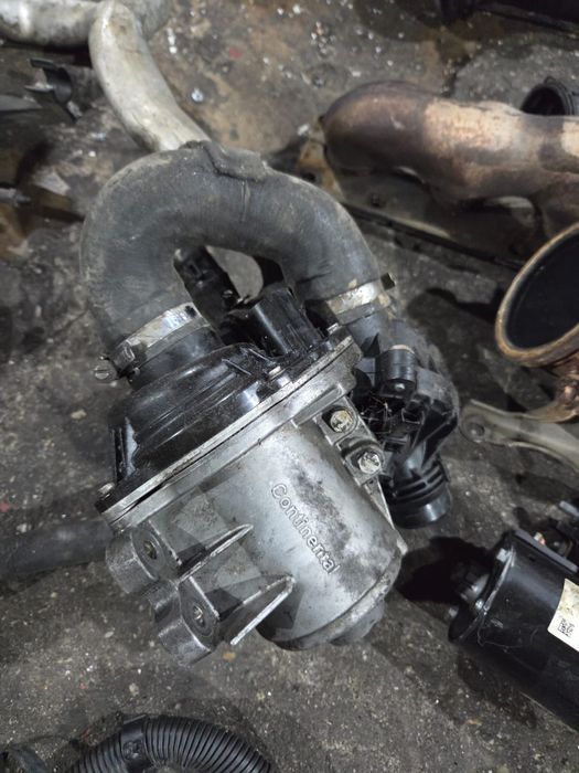 Turbina turbo pompa apa BMW X5 X6 E71 N55 35i benzina 3l piese anexe