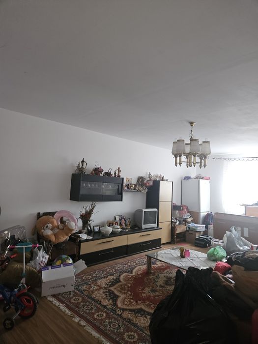 Casa de vanzare cu etaj