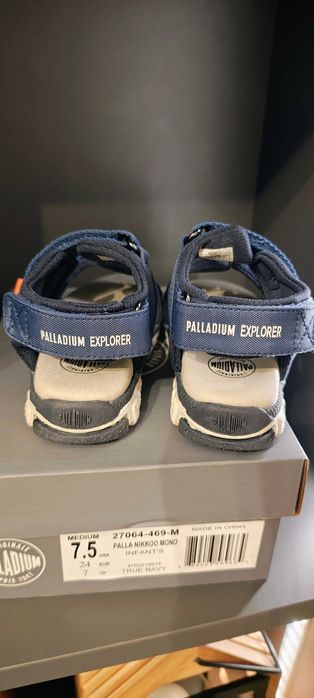 Sandale noi Palladium