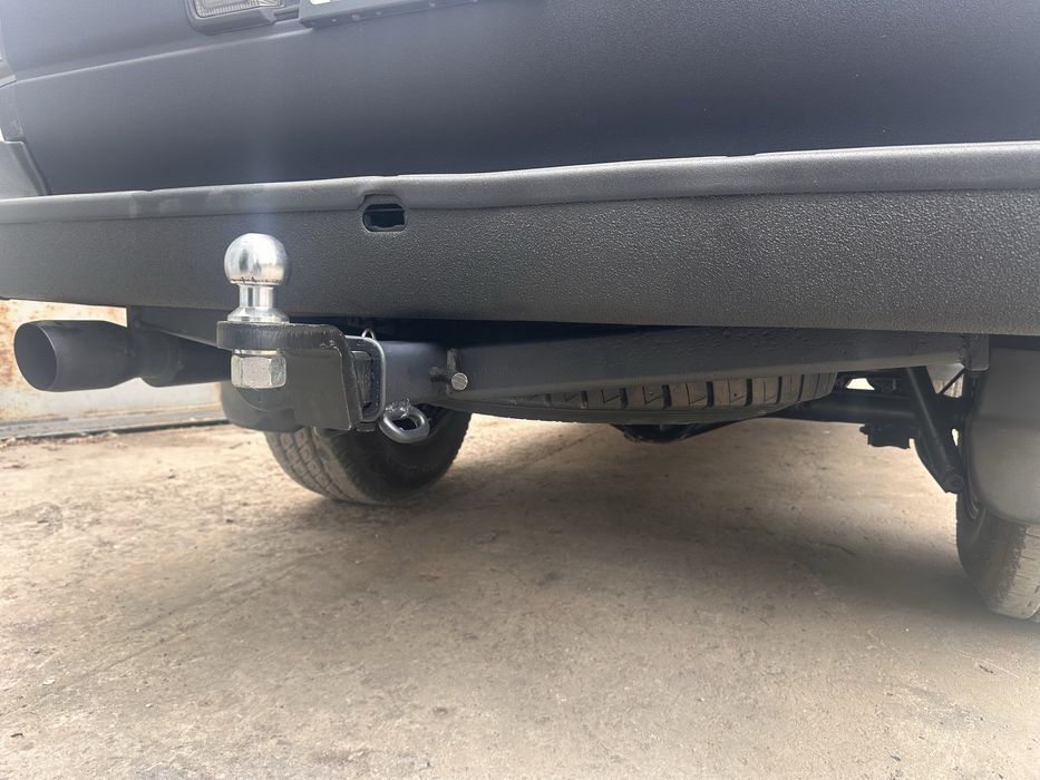 Фаркоп surf 130/185