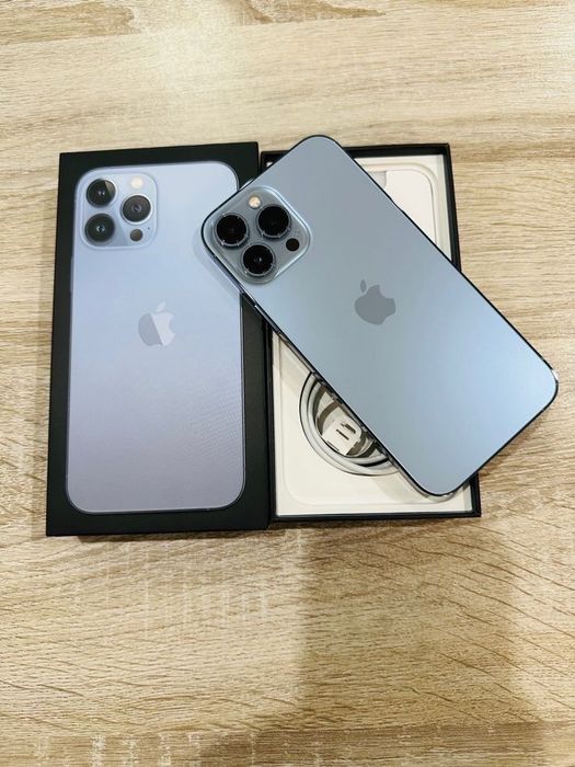 Продам iPhone 13 Pro 256GB — Отличное состояние!