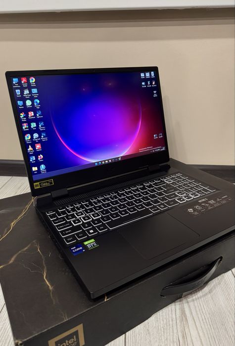 Геймърски лаптоп Acer 15,6