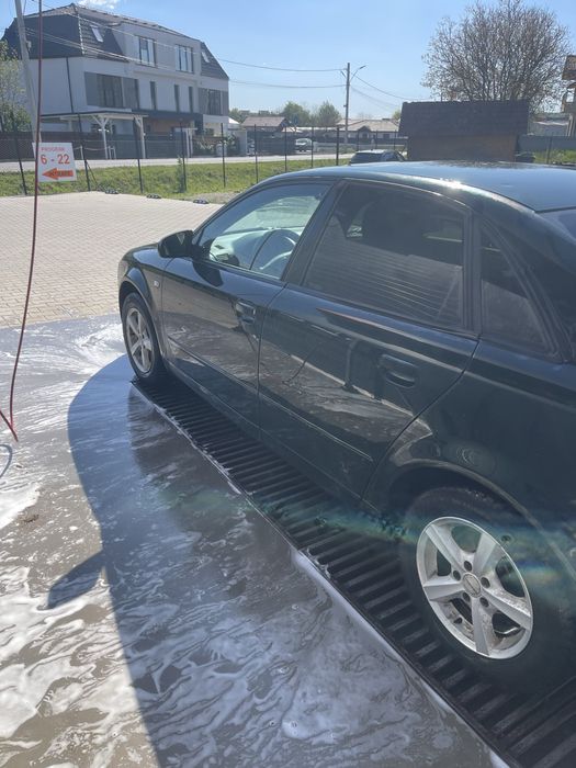 Vand AUDI A4 b6 2004 ALT