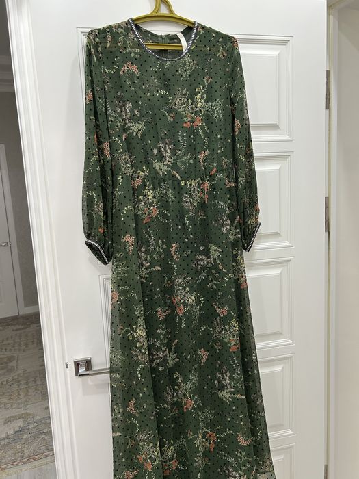 Әдемі көйлек сатылады