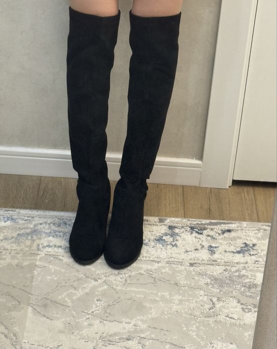 Продам женские сапоги-ботфорты