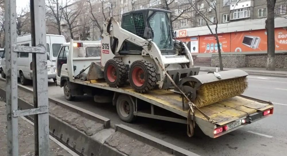 Минипогрузчик бобкат Bobcat