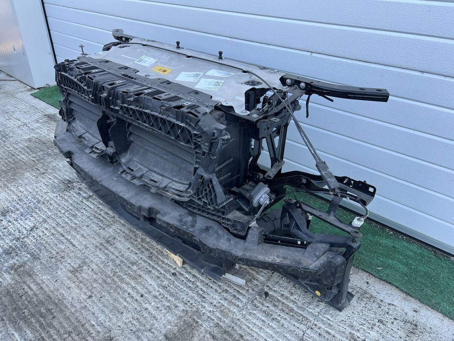 Trager cu radiatoare BMW G08