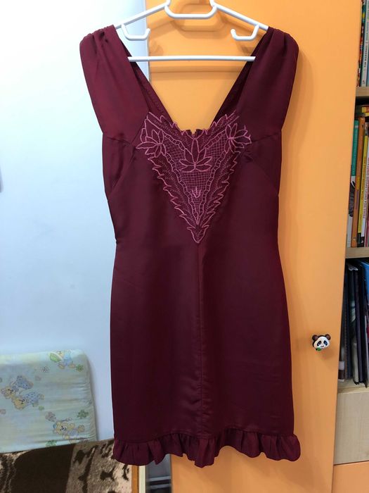 Rochie dama, brodata manual, din matase visinie