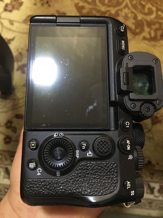 Sony A7 s3 iii srochna sotiladi