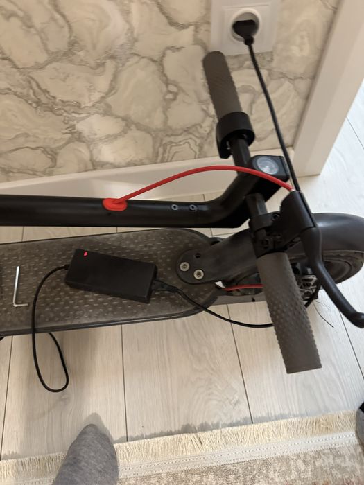 Самакатэлектор почти новый 50000