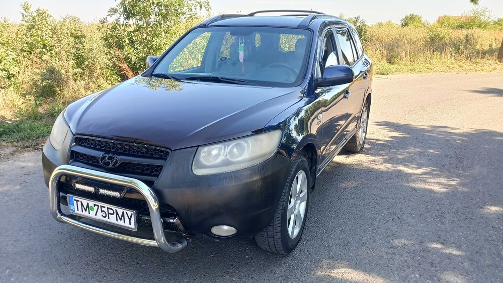 Schimb  Vand SUV 4x4 Hiunday Santa Fee an 2007 cu 7 locuri