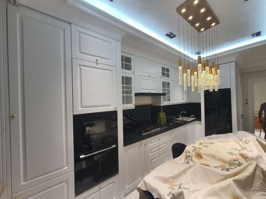 Kuxni mebel na zakas