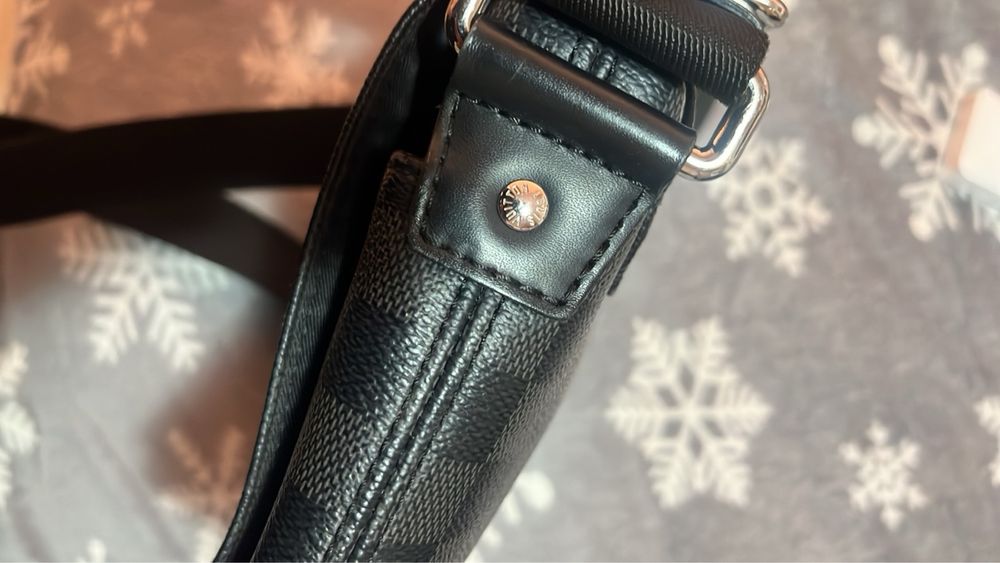 Чанта Louis Vuitton