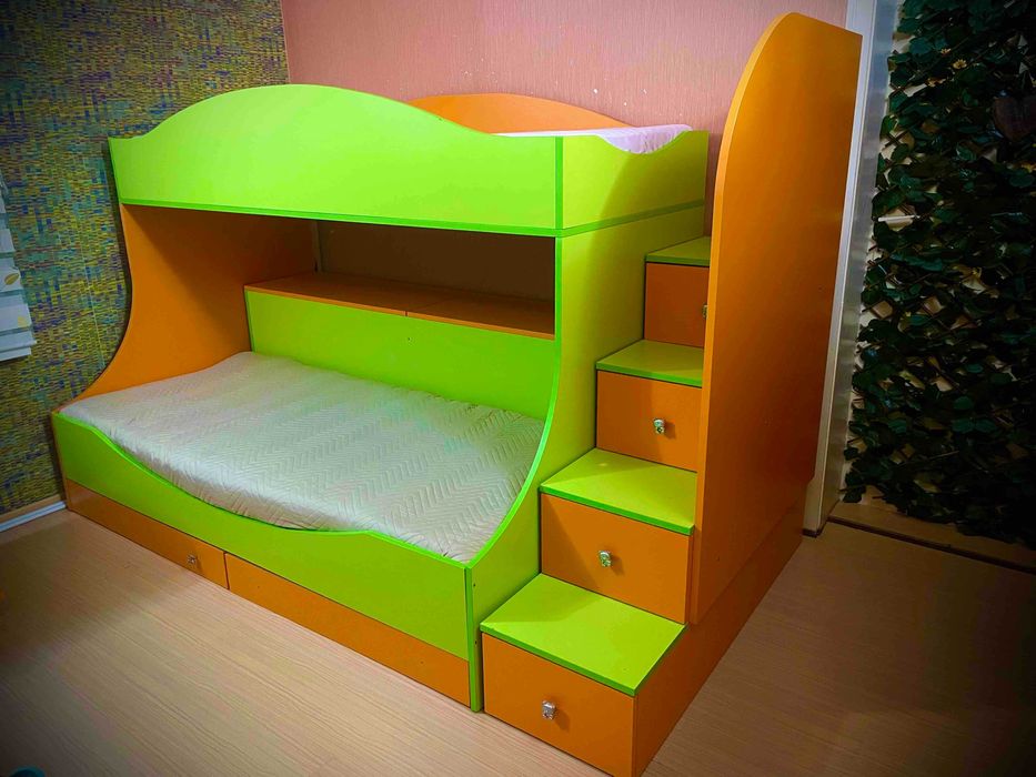 Детско обзавеждане с двуетажно легло