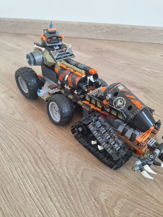 LEGO Ninjago 70654 Дизель-наут (Огромный Танк Ниндзяго) б/у