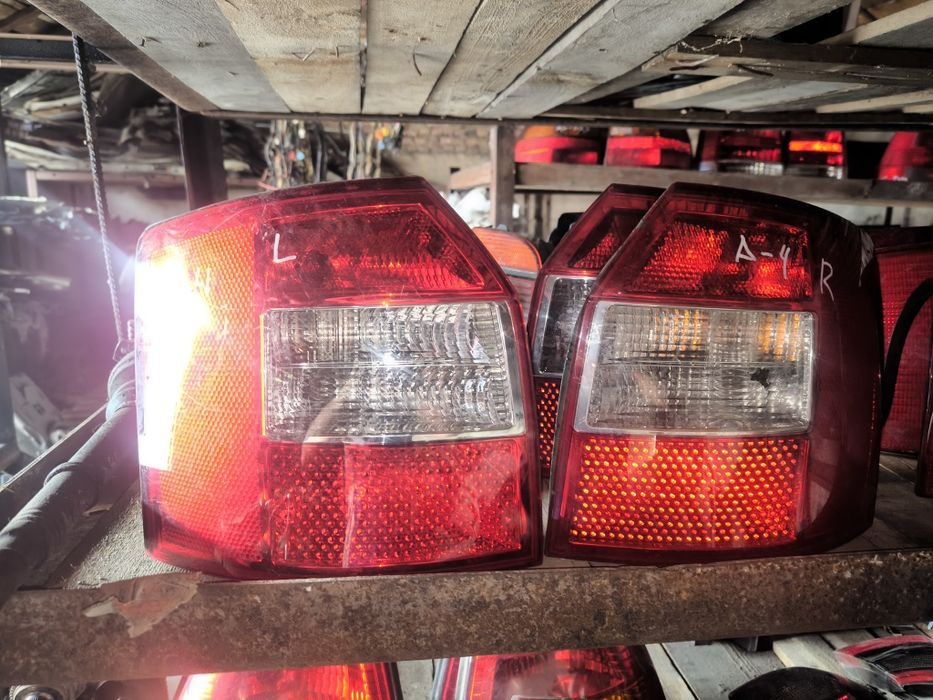 Задний Фонарь плафон Ауди А4 б6  универсал