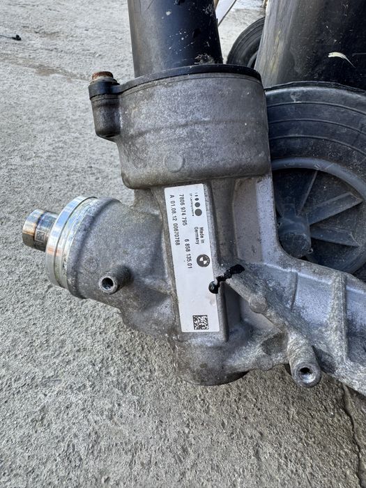 Caseta directie bmw f10 f11 impecabila