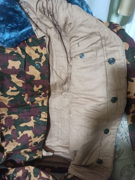 бушлат теплый с ватным подкладом и штаны комбинезон с ватным подкладо