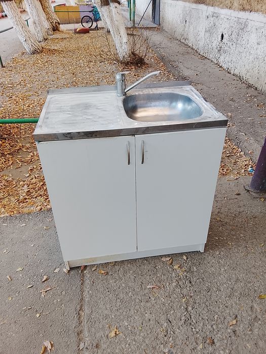 Продам раковина со шкафом