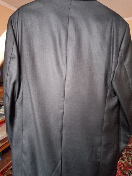 Продам Костюм мужской