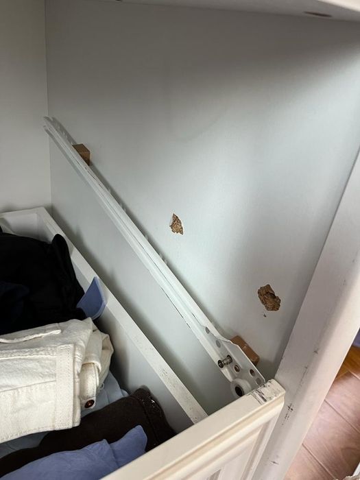 Ремонт и рестоврация мебели сборка и разборка мебели установка ТВ кран ...