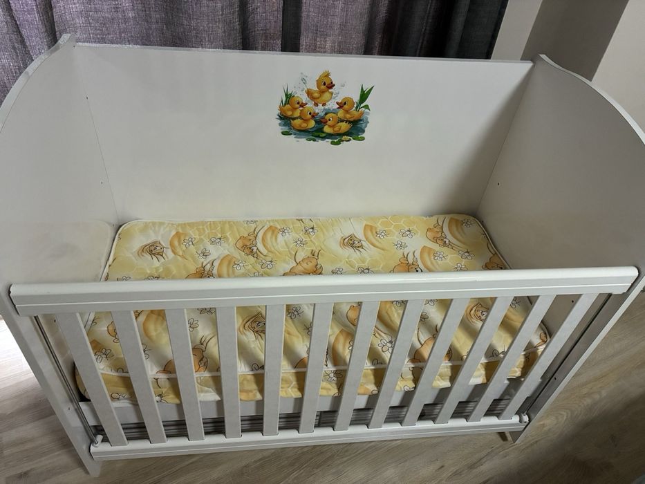 Дървена детска кошара