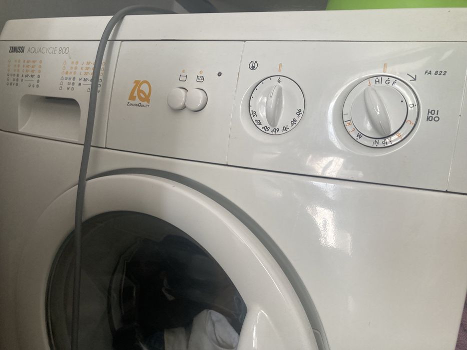 Продам стиральную машинку