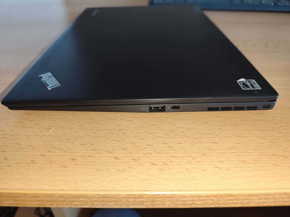 Laptop Lenovo X1 Carbon, I7 gen5, 8Gb Ram, 180Gb SSD, touchscreen. Gar