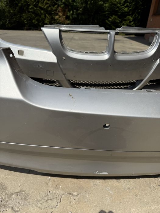 Пакет Е90 с отвори за парктроник