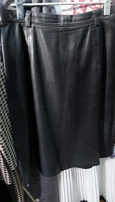 Продам  кожаную юбку