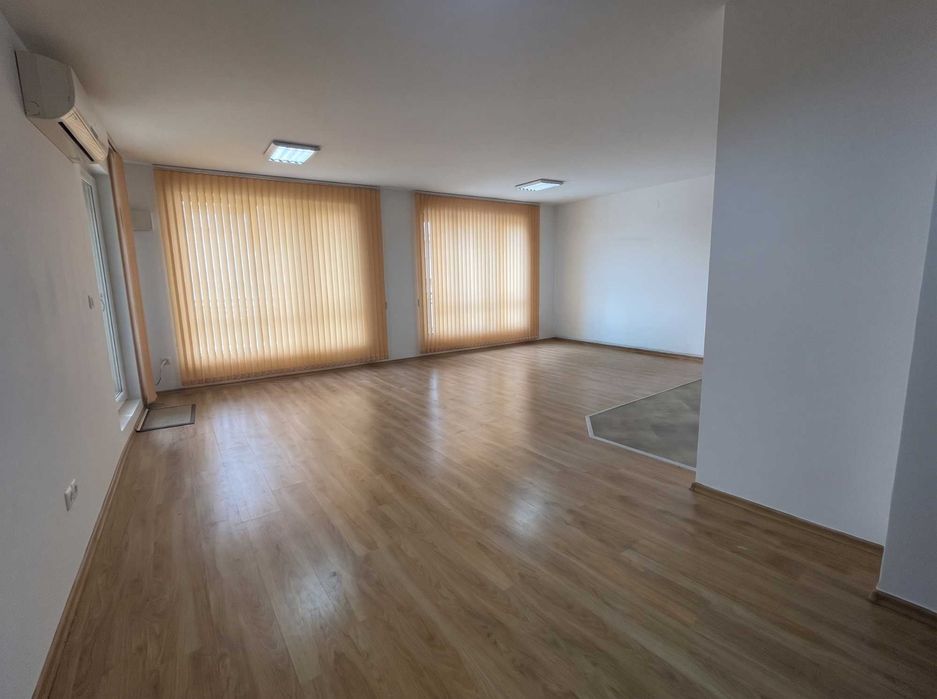 Продава се Многостаен апартамент в София, Център - 165 кв.м за 4000 €/кв.м - Снимка #2