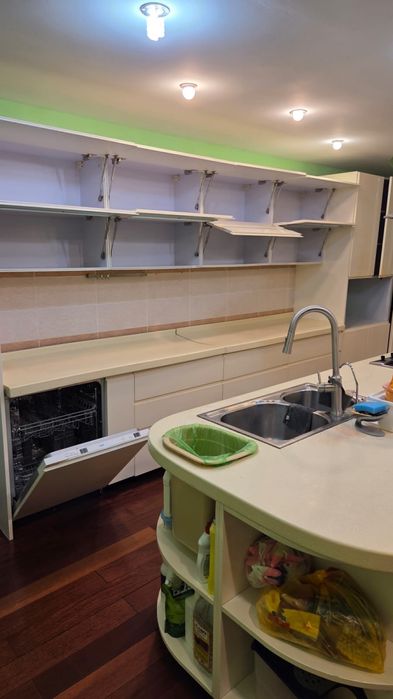 Кухонный гарнитур