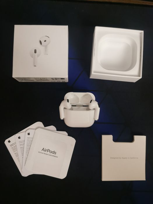AirPods 4  (ANC)