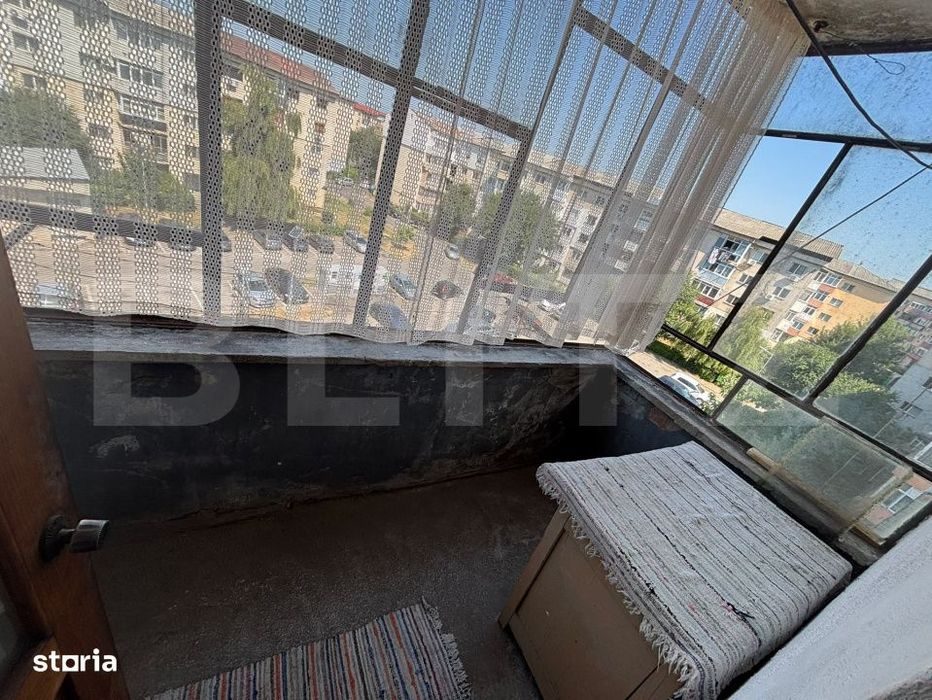 Apartament 3 camere, 67 mp, zona Micro 12