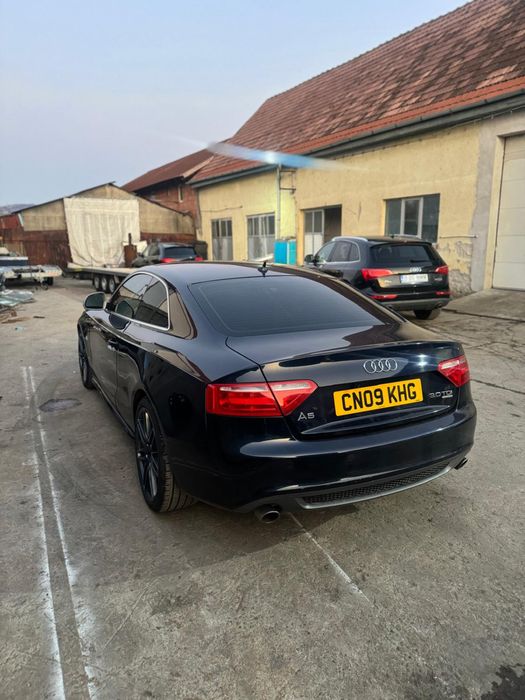 Dezmembrez audi a5 coupe/ cabrio
