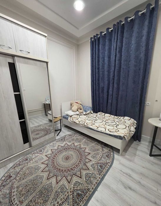 Ikki qavatli kottej sotiladi.