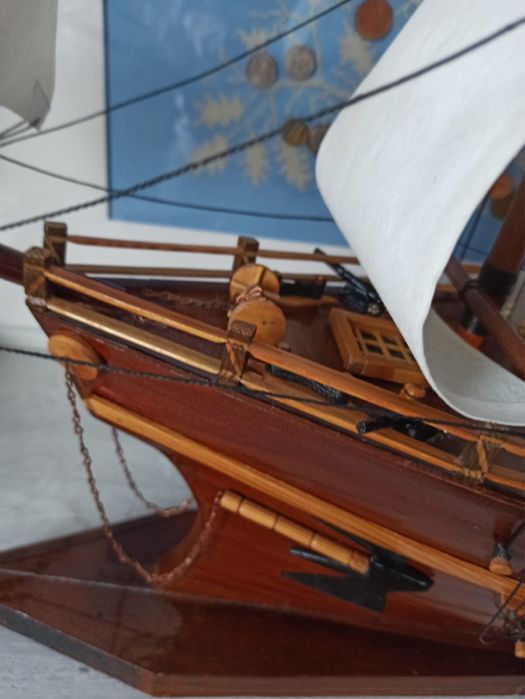 Сувенирный корабль для босса